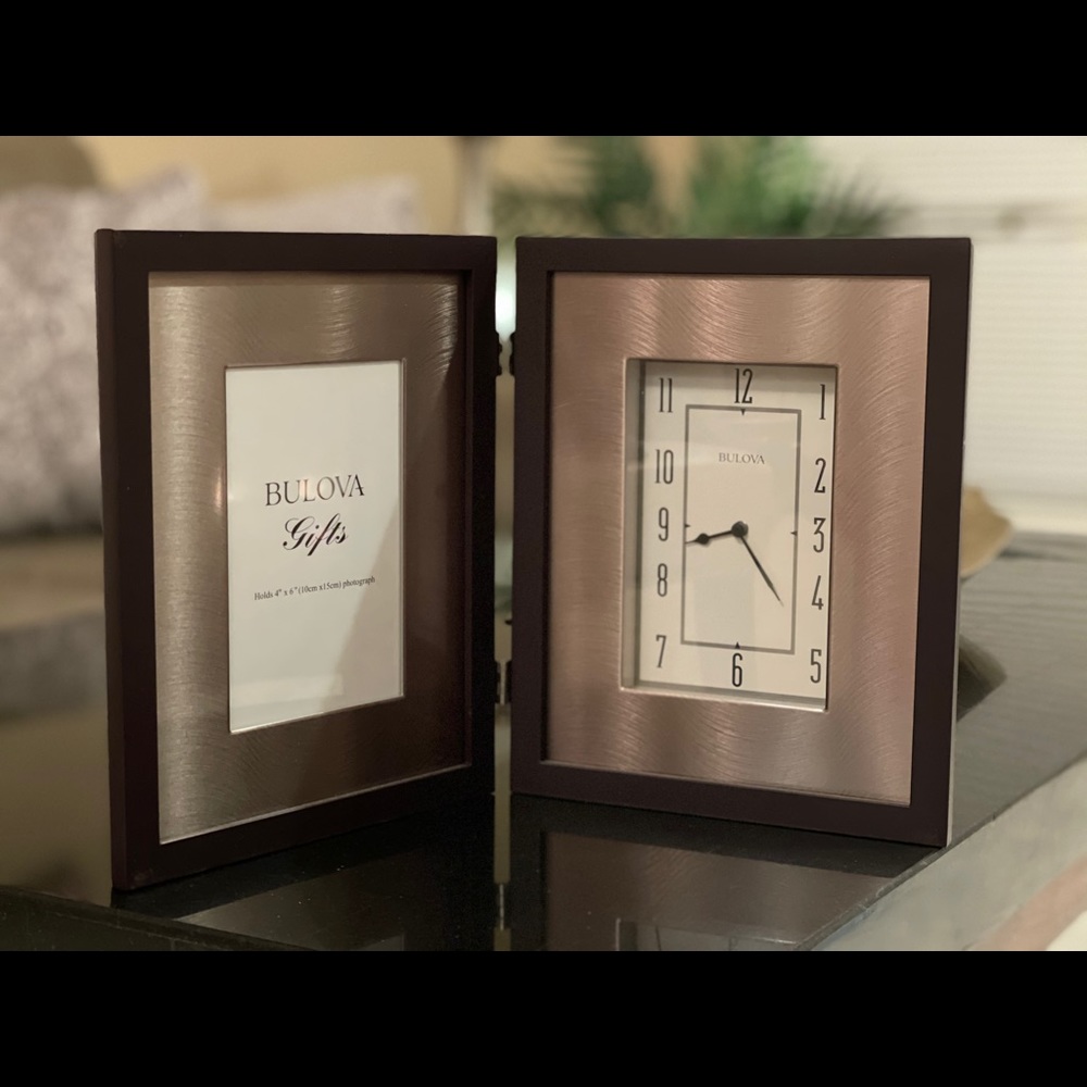 NWOT Bulova Picture Frame and Clock